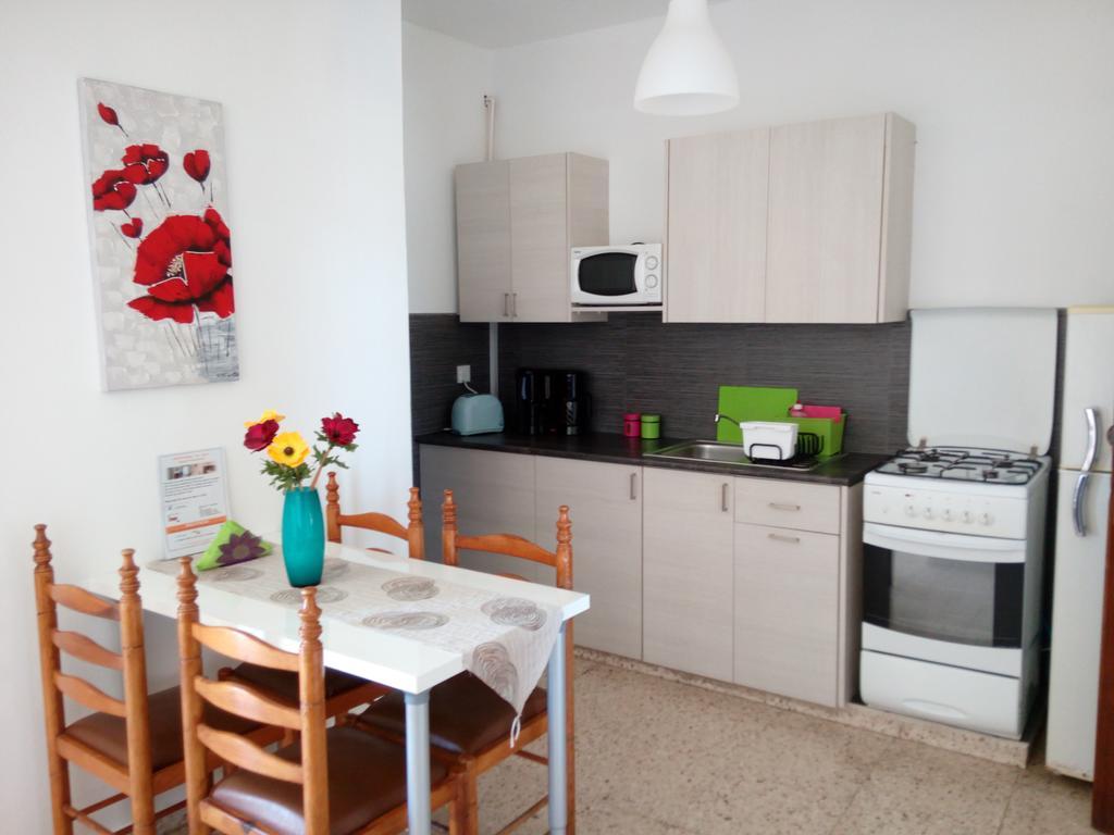 Elenapa Holiday Apartments Ayia Napa Rum bild